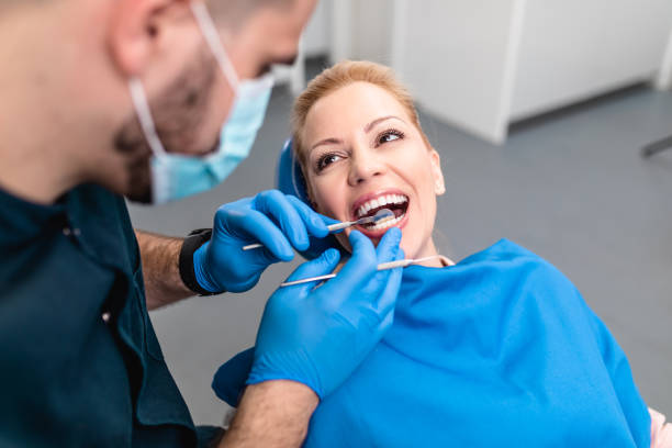Best Tooth Extraction  in Kenwood Estates, FL